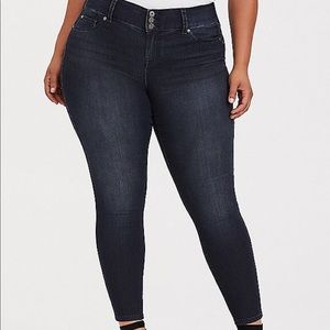 Torrid Dark Wash Jegging 16XS